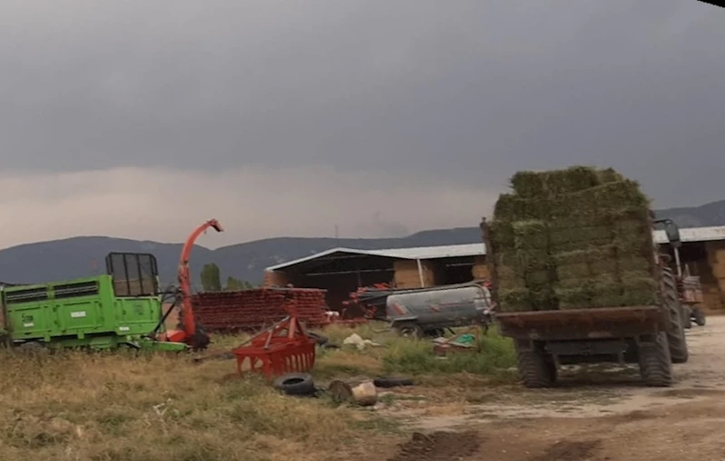 Çorum’da babasının kullandığı traktörün altında kalan bebek öldü