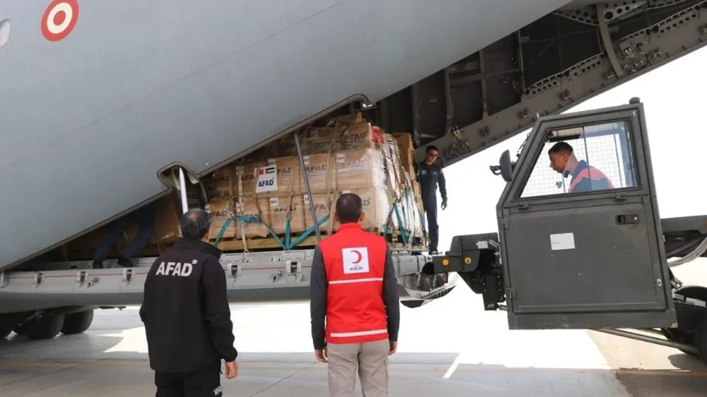 Türkiye’nin Gazze için gönderdiği yardım malzemelerini taşıyan ikinci uçak Mısırda