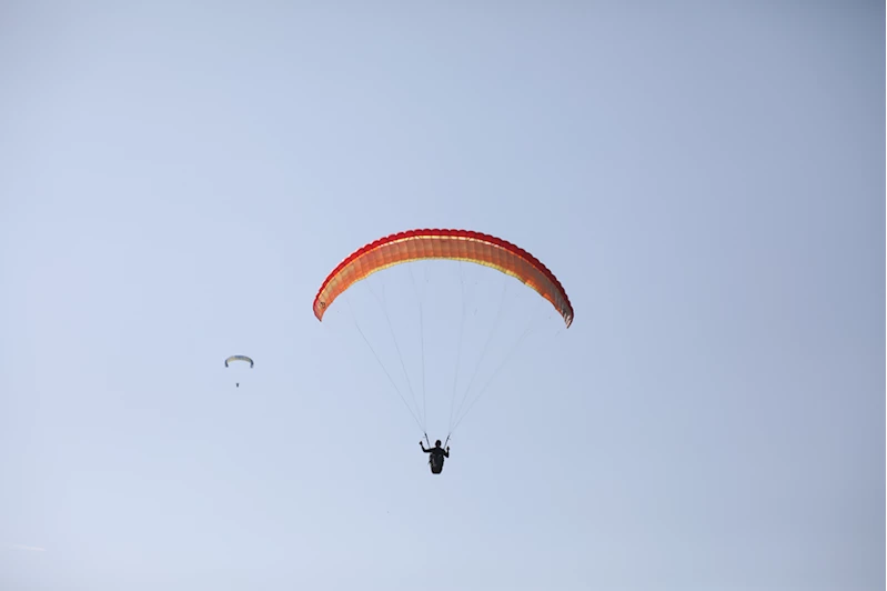 Yamaç Paraşütü Hedef Eğitim Yarışması Samsun