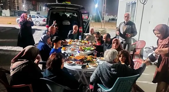 Trabzon’dan Malatya’ya Kardeşlik Köprüsü Kuruldu: Depremde Ağırlanan Aileler Buluştu