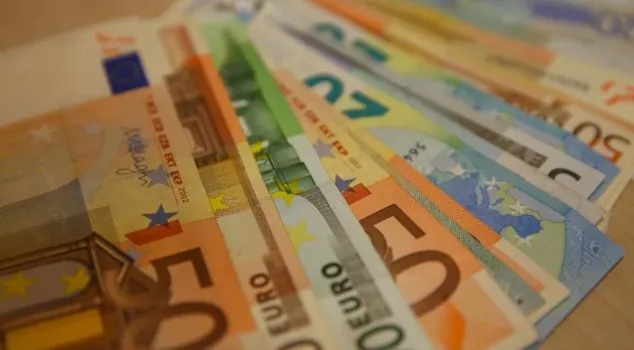 20 Ekim Euro Satış Fiyatı: 1 Euro ne kadar? Euro- Dolar Kuru ne kadar oldu?