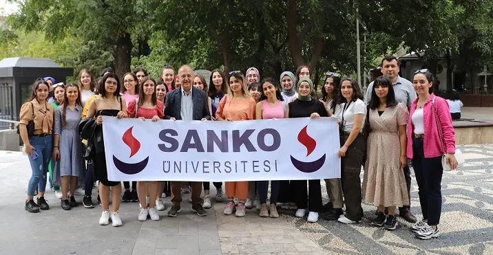 SANKO ÜNİVERSİTESİ’NDEN YENİ ÖĞRENCİLERİNE 100. YIL KÜLTÜR GEZİSİ