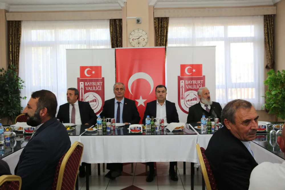 Bayburt Valisi Mustafa Eldivan, Camiler ve Din Görevlileri Haftası Programına Katıldı