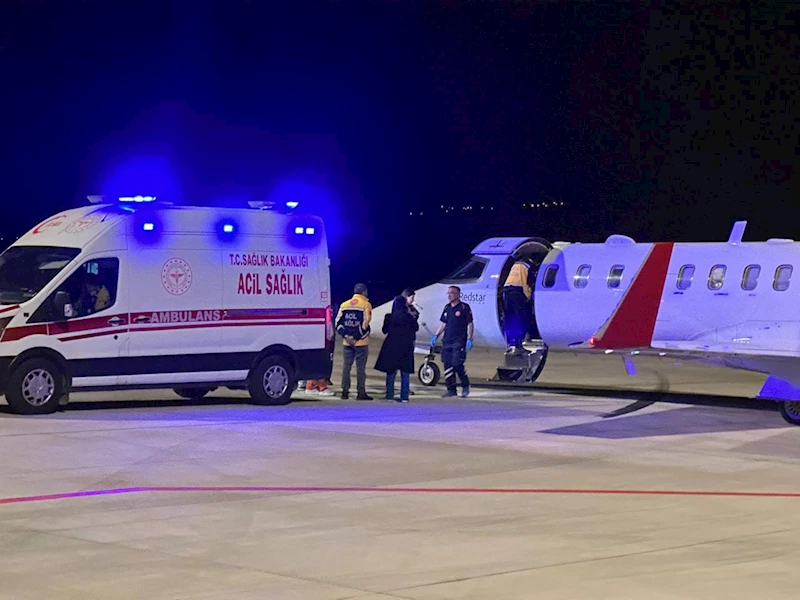 Kalbinde delik olan 2,5 aylık Muhammet bebek, ambulans uçakla Konya