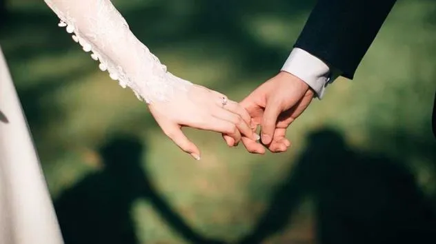 Yeni evlenecek çiftlere verilecek faizsiz kredi şartları nelerdir? 