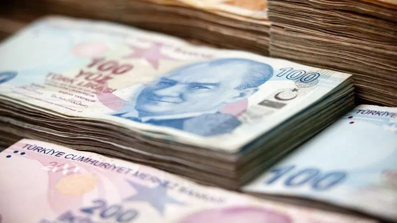 Fahiş fiyat ve stokçuluk yapan firmalara 710 milyon lira para cezası