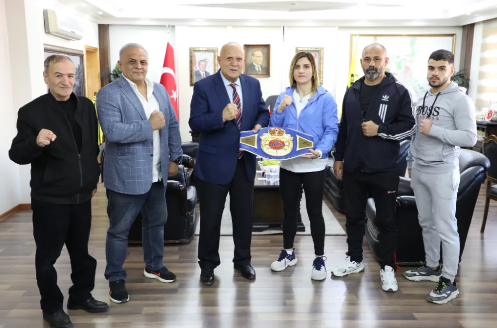 Türk Boksu Gurur Kaynağı Elif Nur Turhan, WBC Uluslararası Şampiyonluk Unvan Kemer Maçı İçin Hazırlıklarını Bayburt