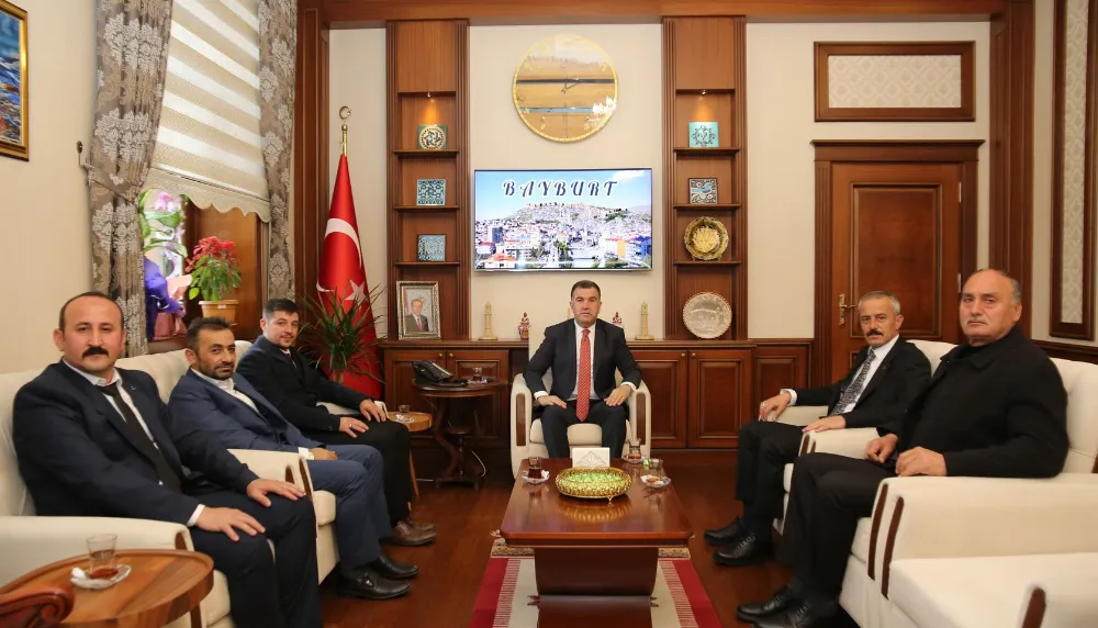 MHP İl Başkanı Baykal ve Yöneticilerinden Bayburut Valisi Eldivan