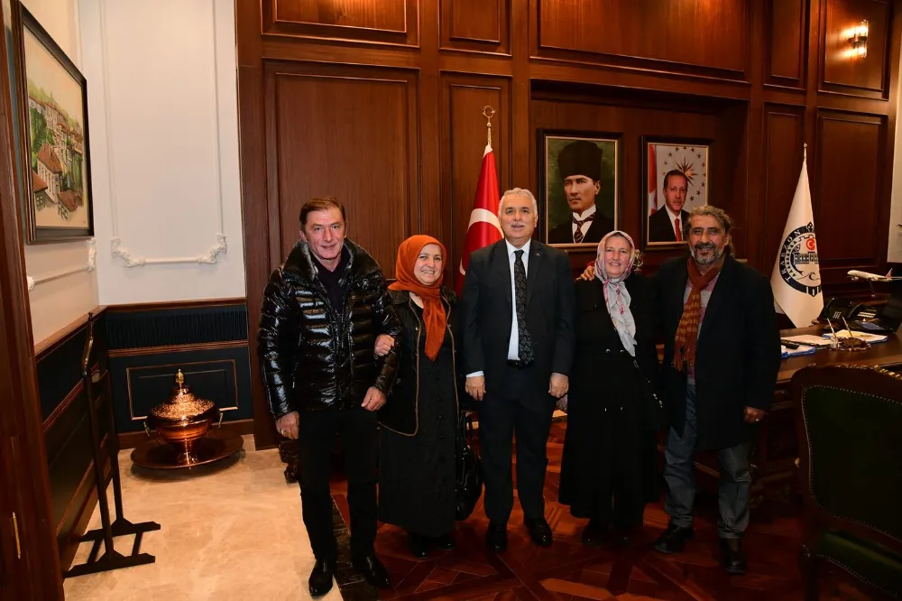 Tekirdağ Karadenizliler Yardımlaşma ve Dayanışma Derneği Başkanı Ümit Kandemir, Trabzon Valisi Aziz Yıldırım