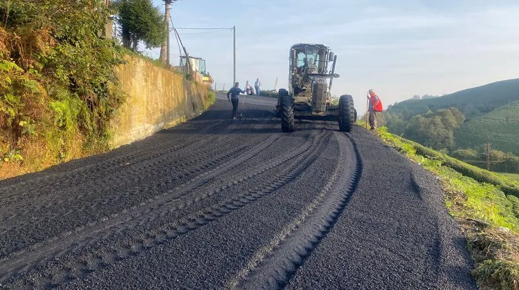 Of Belediyesi asfalt çalışmalarını sürdürüyor