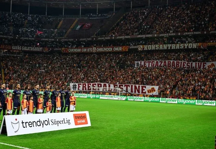 Galatasaray taraftarından Filistin