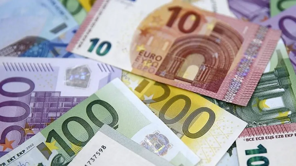 Döviz Kurlarında Tansiyon Yükseliyor: Euro Yine Rekor Kırdı