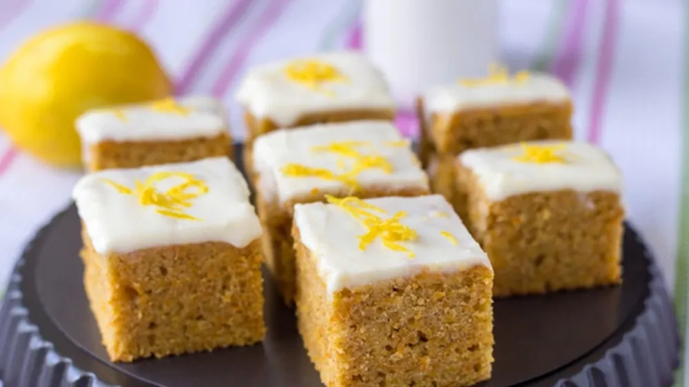 Çat kapı gelen misafirler için ideal: Hızlı Limonlu Kek tarifi!