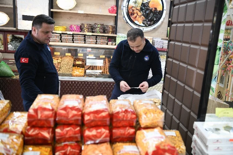 Çayırova Zabıtasından yılbaşı denetimi