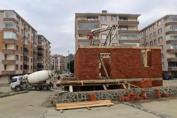 Arhavi Belediyesi Boğaziçi Mahallesi Taziye Evi ve Muhtarlık Binası Yakında Hizmete Açılacak