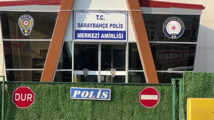 Bıçakla yaralanan bir kişi tedavi altına alındı