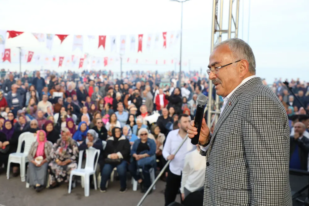 HAMSİ FESTİVALİNDE BAŞKAN GÜLER’E YOĞUN İLGİ