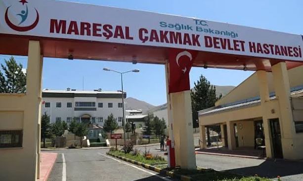Erzurum Mareşal Çakmak Devlet Hastanesi Depreme Dayanıksız Bulundu ve Yıkılıyor!