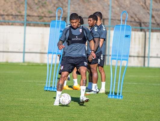 Samsunsporlu Douglas Tanque, gol yollarında etkili olup takımına katkı vermek istiyor:
