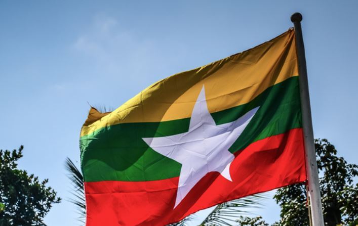 Myanmar başkenti, bayrağı, nüfusu, para birimi nedir?