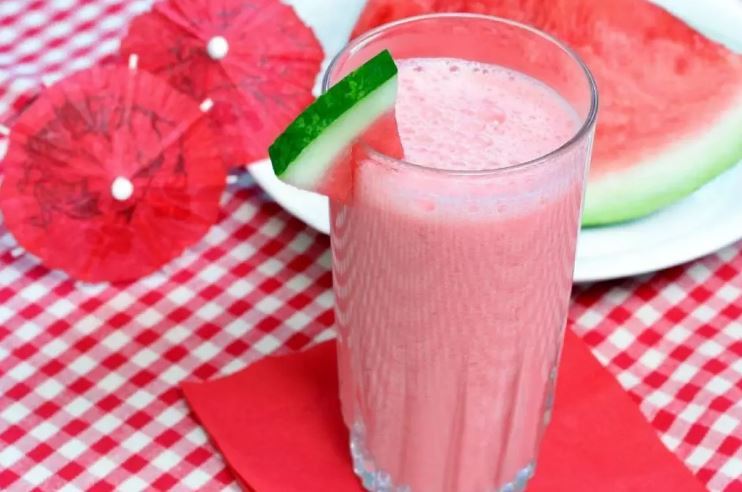 Smoothie nedir, nasıl yapılır? Karpuzlu smoothie