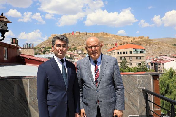 AĞIR CEZA MAHKEMESİ BAŞKANI DEMİRCİ BAYBURT’A VEDA ETTİ