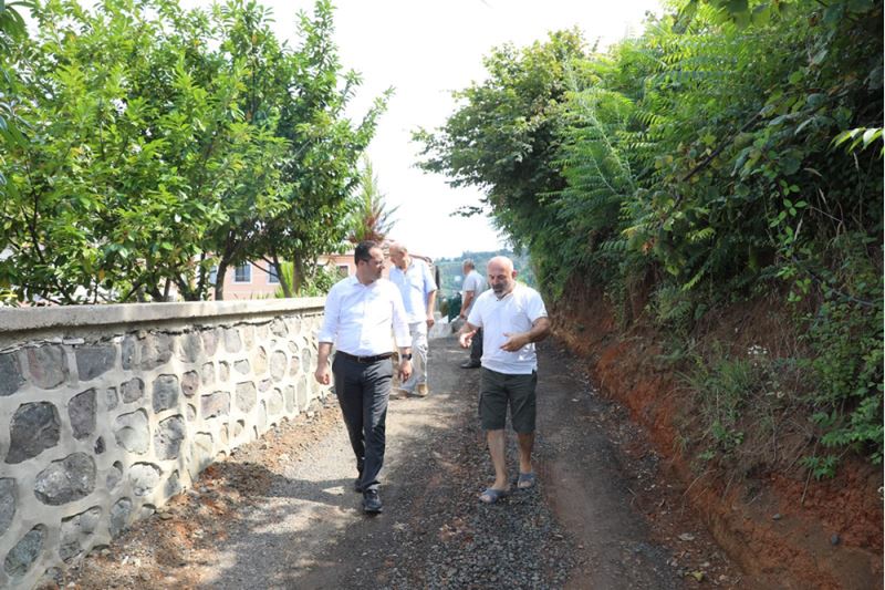 Akçaabat Belediye Başkanı Ekim, mahalle ziyareti gerçekleştirdi