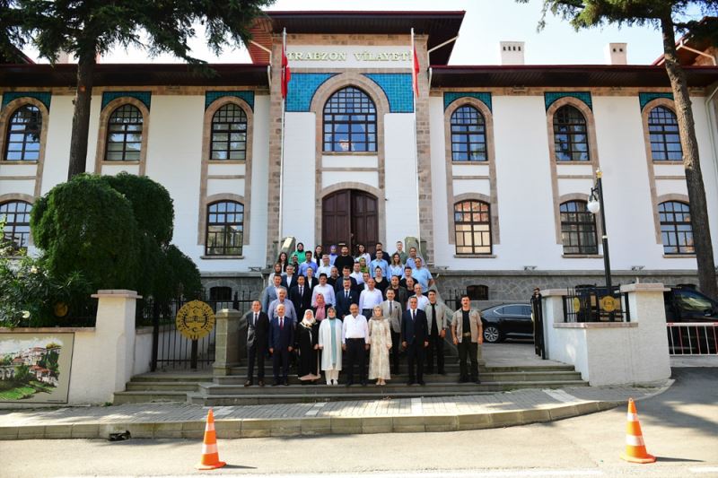 Balıkesir Valiliğine atanan İsmail Ustaoğlu, Trabzon