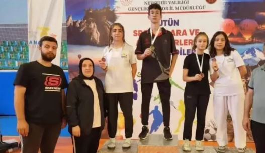 Trabzon Karateciler Anadolu Yıldızları Türkiye Şampiyonası