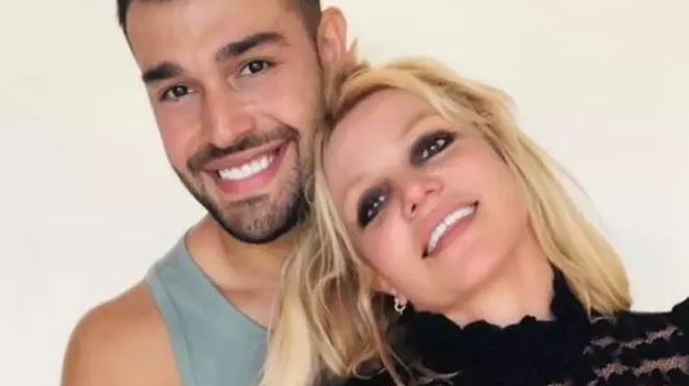 Britney Spears ve Sam Asghari Boşanıyor! 