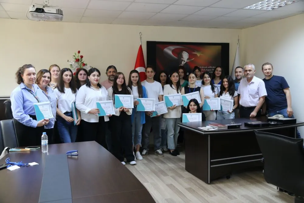 Recep Tayyip Erdoğan Üniversitesi, Gürcü Öğrencilere Staj Sonrası Sertifikalarını Takdim Etti