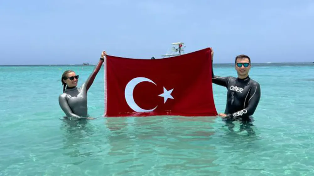Şahika Ercümen Türkiye rekoru kırarak dünya üçüncüsü