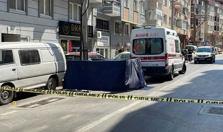 Cadde ortasında kurşun yağmuru! Altan hayatını kaybetti