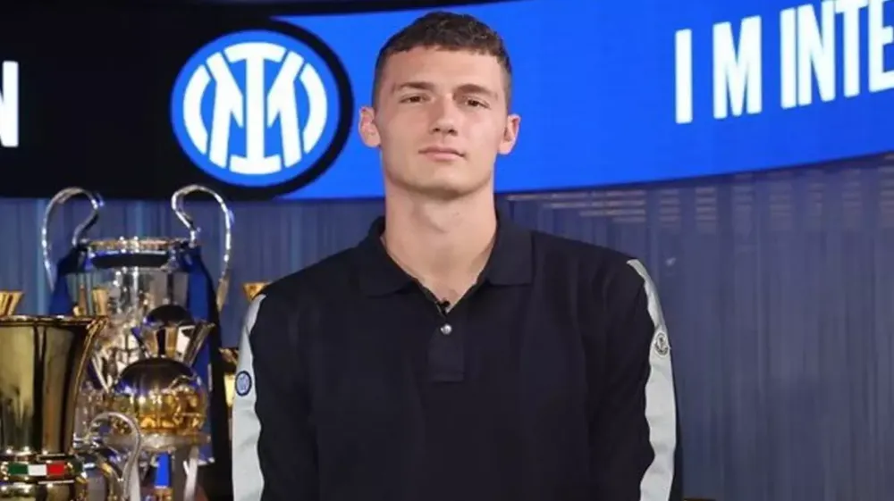 İtalya Serie A ekibi İnter Pavard