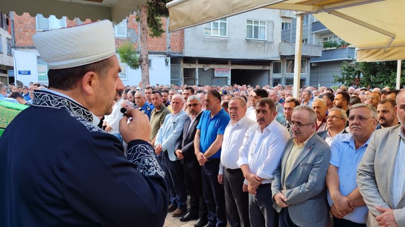 Salıpazarı Belediye Başkanı Akgül’ün annesi toprağa verildi