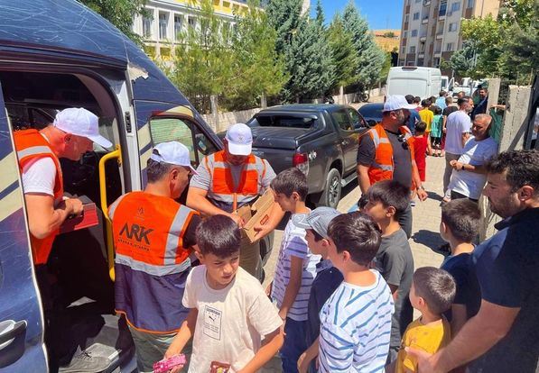 ALTINORDU BELEDİYESİ KARDEŞ GÖLBAŞINI YALNIZ BIRAKMIYOR