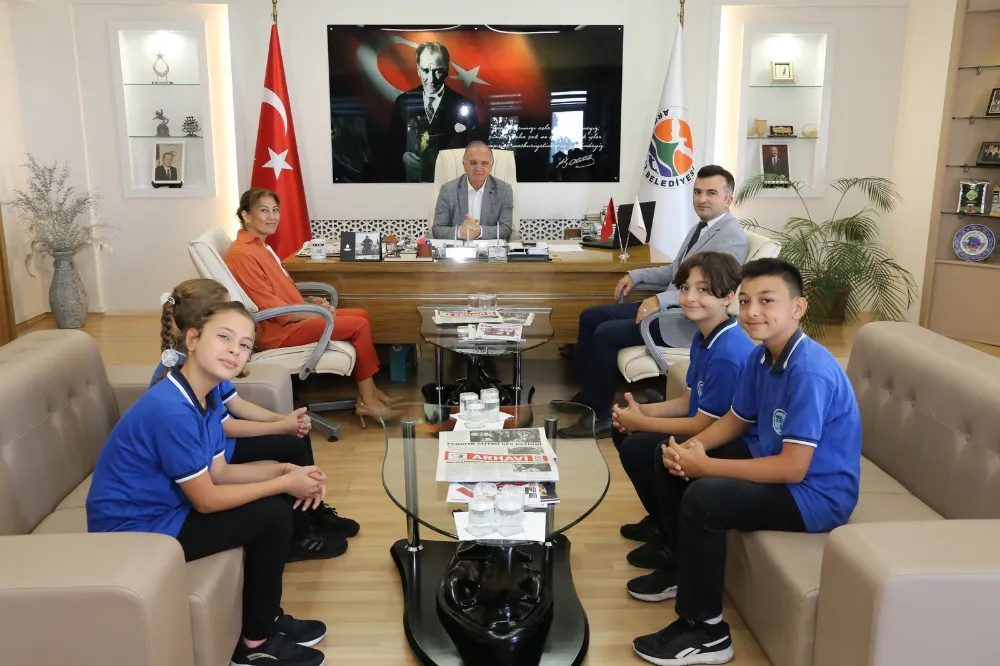 Arhavi Fatih Sultan Mehmet Ortaokulu Öğrencilerinden Başkan Kurdoğlu