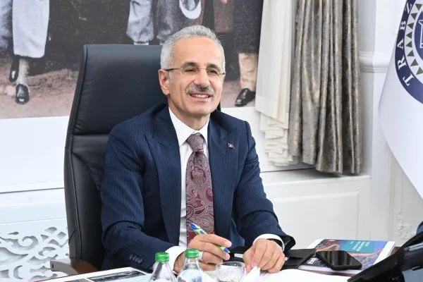  Bakan Abdulkadir Uraloğlu, Cezayir Büyükelçisi Amar Belan