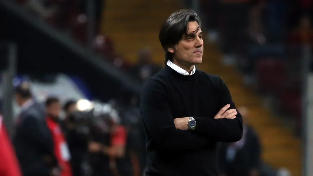 Vincenzo Montella süre istedi