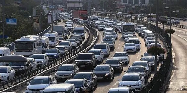 Yol Çalışmaları Nedeniyle Trafikte Dikkatli Olunmalı