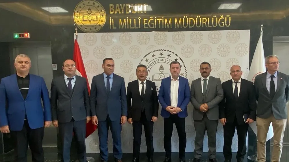 Bayburt Valisi Mustafa Eldivan İl Milli Eğitim Müdürlüğünü Ziyaret Etti