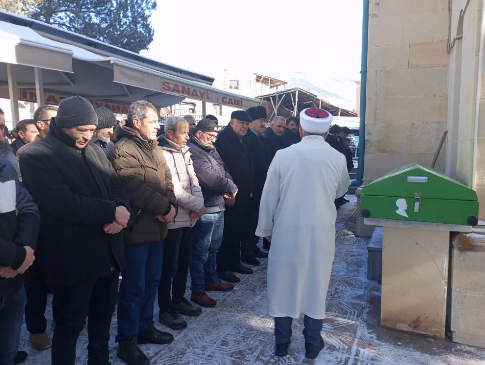 Bayburt Belediye Başkanı Hükmü Pekmezci, Hakkı Çakır