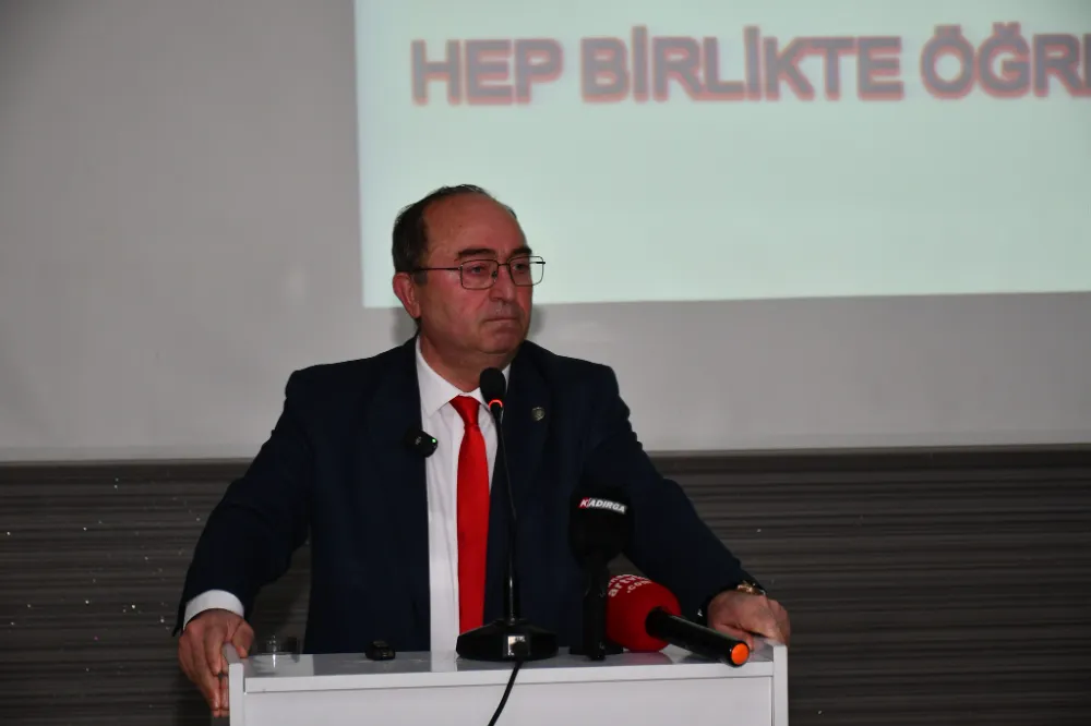 Artvin Belediye Başkanı Demirhan Elçin, Yol Haritası Belirleme Toplantısı Düzenledi