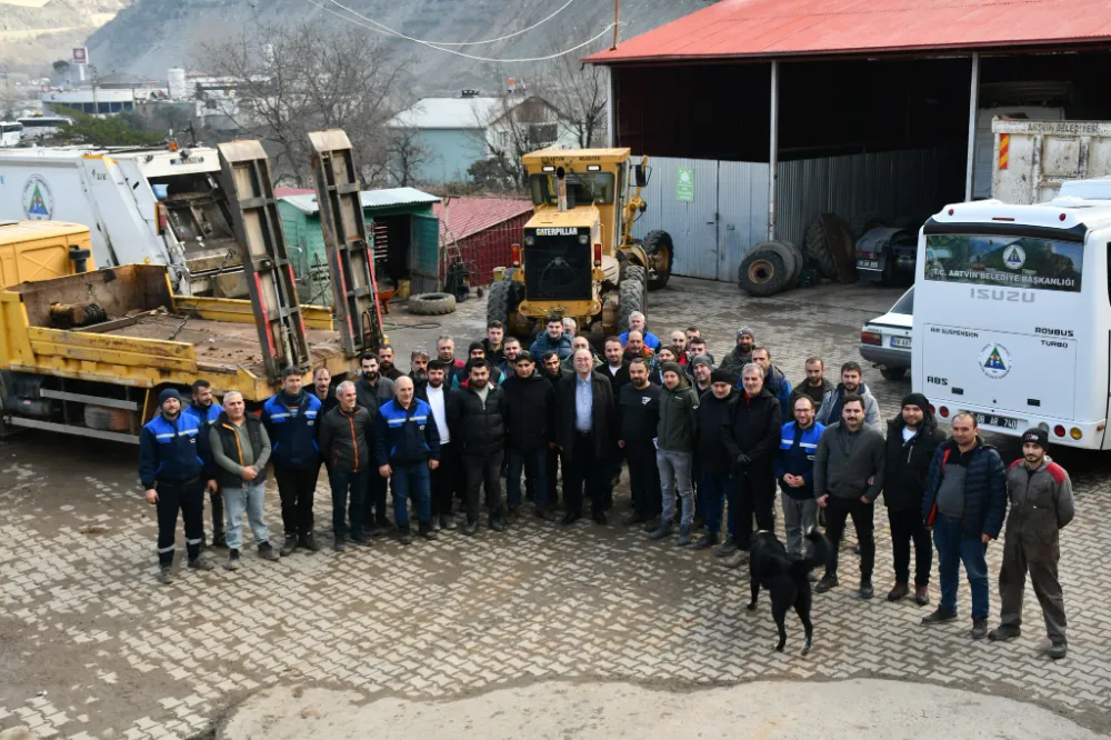 Artvin Belediye Başkanı Elçin, Emekçi Çalışma Arkadaşlarıyla Kahvaltıda Buluştu