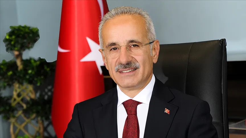 Bakan Uraloğlu: Antalya Havalimanı genişletme kapsamındaki işlerin büyük çoğunluğu 2025 yılına kadar tamamlanacak