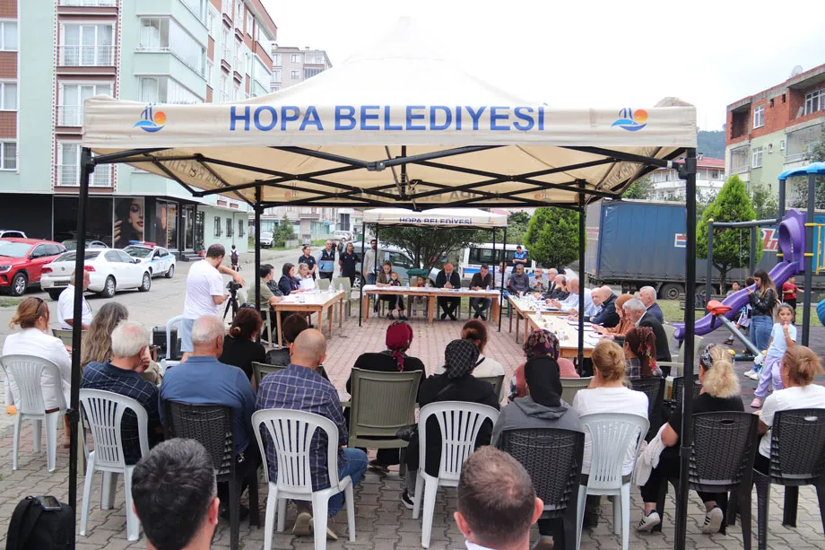 Sundura Mahallesi’nde Yapılan Meclis Toplantısında Hopa