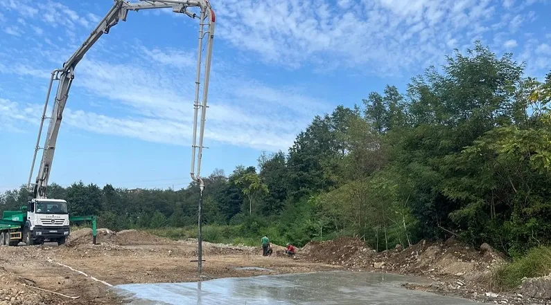 Pazar Belediyesi Makine İkmal Garajı Yapıyor