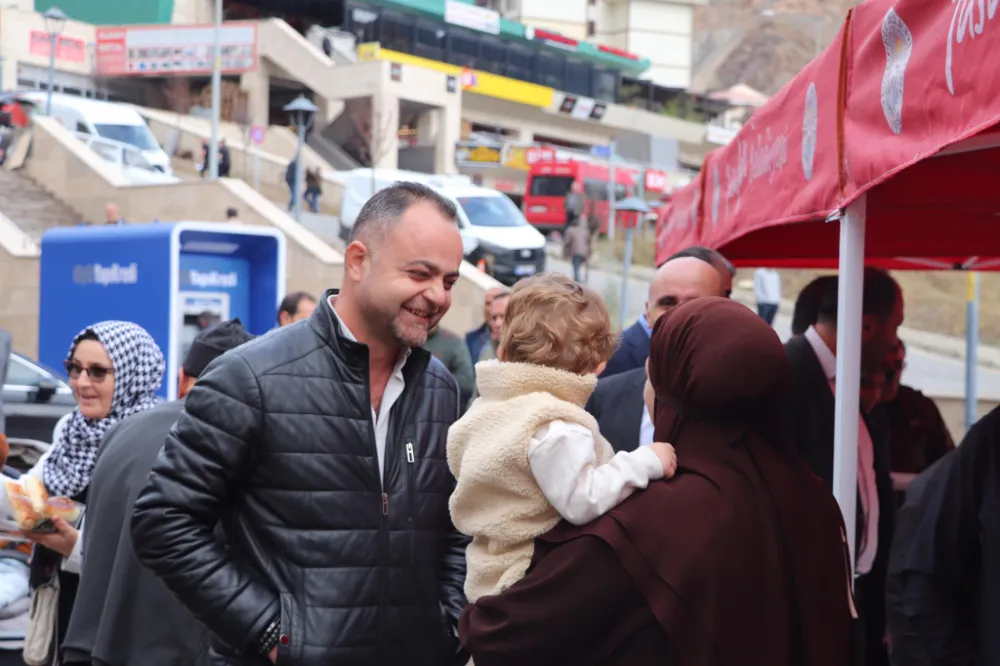 Filistin İçin El Ele: Yusufeli Belediyesi Kermesi İle Destek Mesajı Verdi