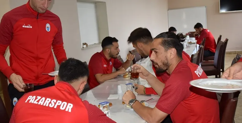 Pazarspor Galibiyet İçin Antalya’ya Gitti