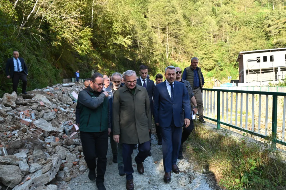 İçişleri Bakan Yardımcısı Heyelan Bölgesinde Çalışmaları Yerinde Denetledi